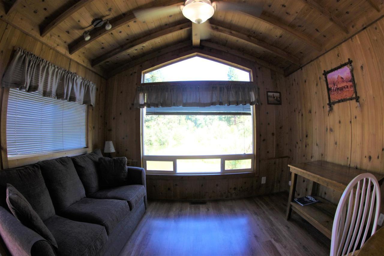Crater Lake Resort Fort Klamath Extérieur photo