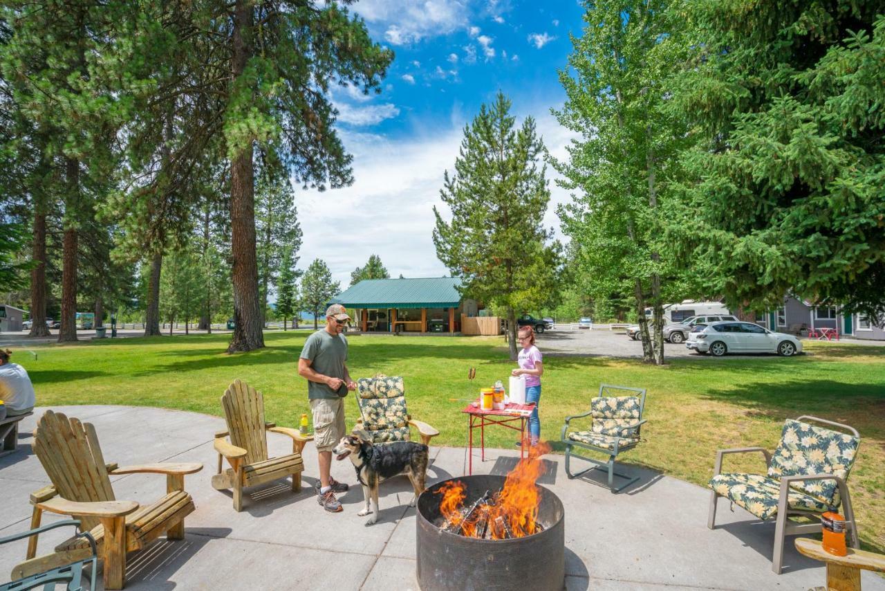 Crater Lake Resort Fort Klamath Extérieur photo