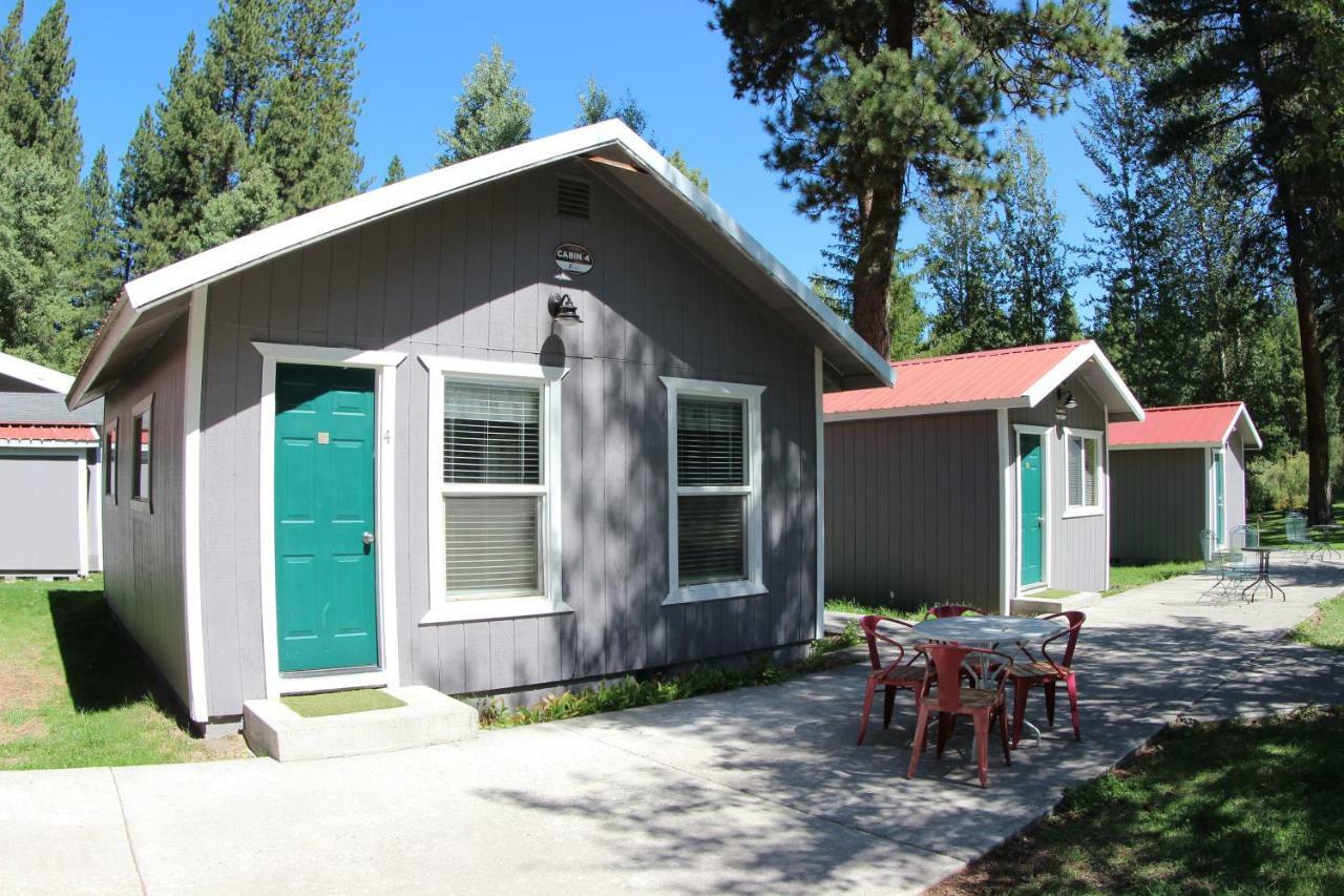 Crater Lake Resort Fort Klamath Extérieur photo