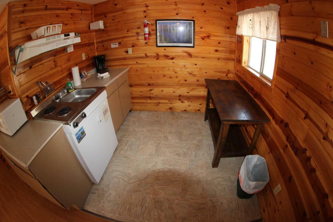 Crater Lake Resort Fort Klamath Extérieur photo
