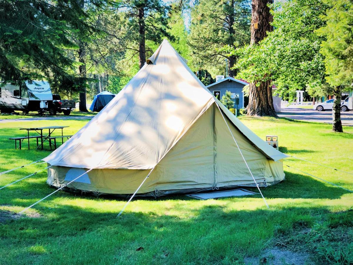 Crater Lake Resort Fort Klamath Extérieur photo